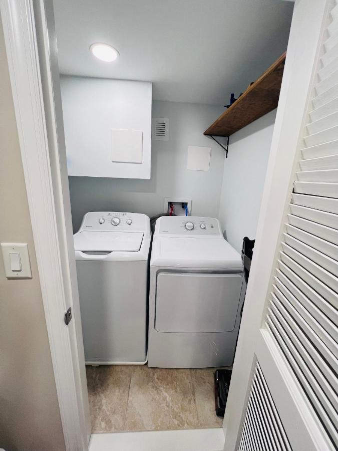 Ultra Modern - Entire 3 Bedroom Apartment - 5 Min Walk To The Beach 怀尔德伍德 外观 照片